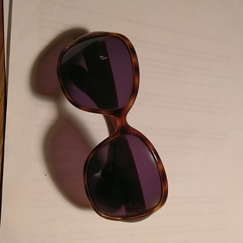 FALL SALE: Marc by marc jacobs sunglasses-BEACH READY